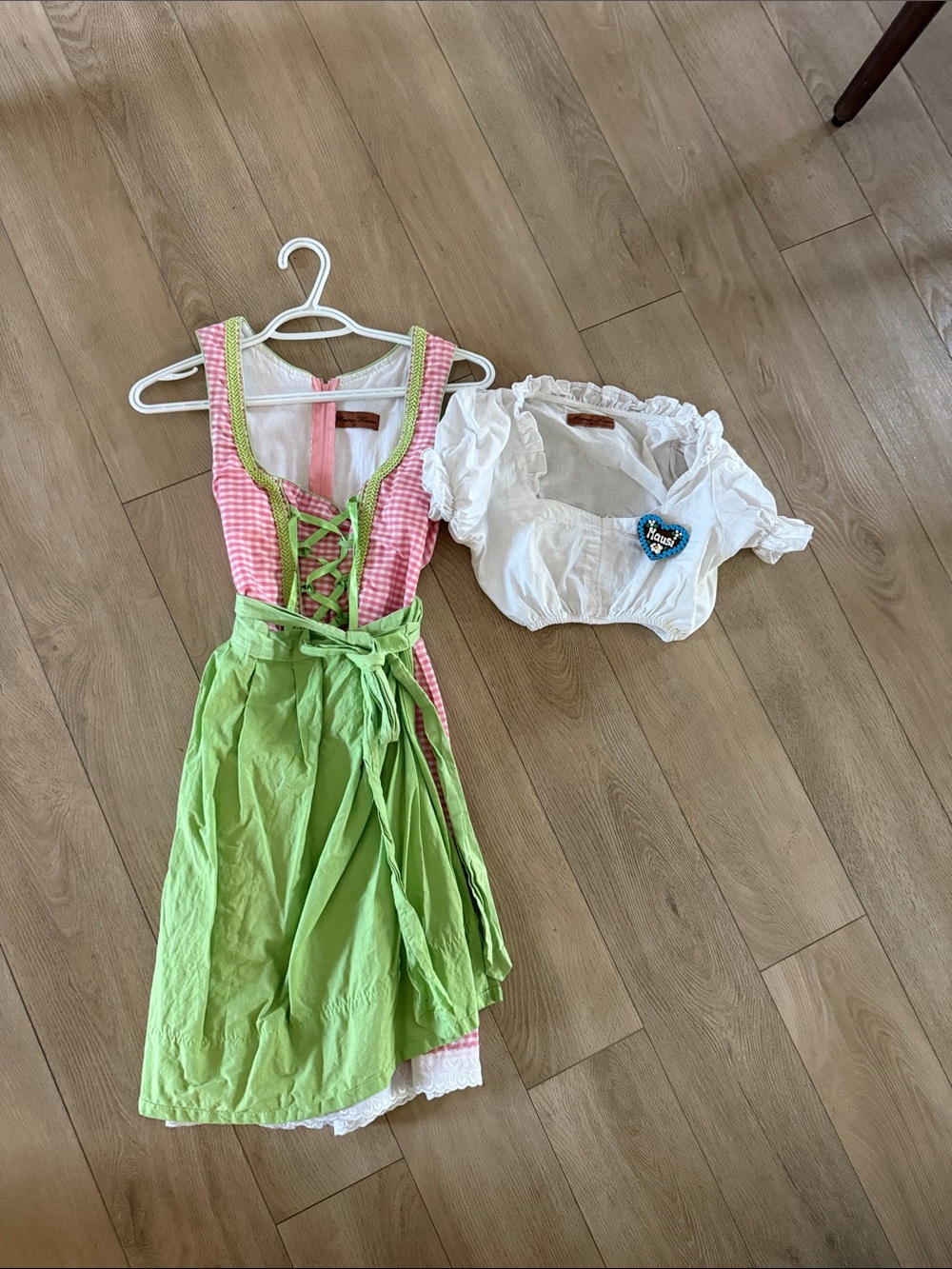 Pink Gingham and Green Apron women’s Dirndl with White Puff-Sleeve Blouse